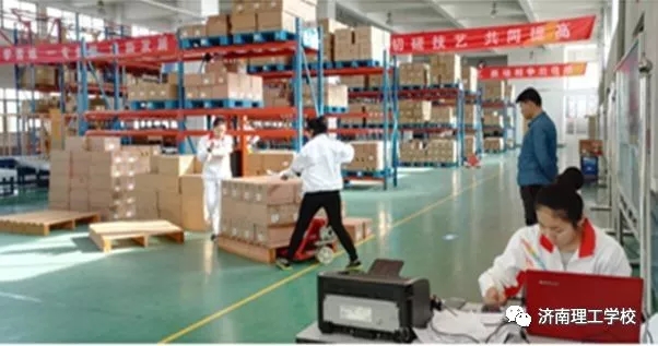 1547114499993496.jpg 4.webp.jpg