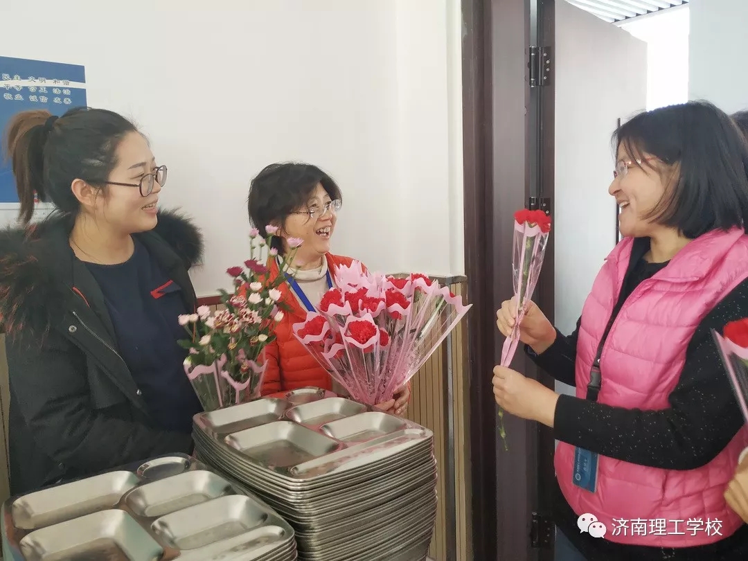 1557735447134923.jpg 61.webp.jpg