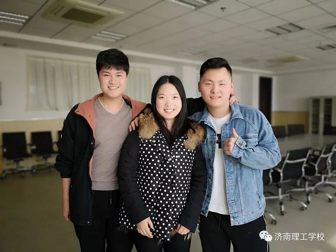 1557735622315312.jpg 74.webp.jpg