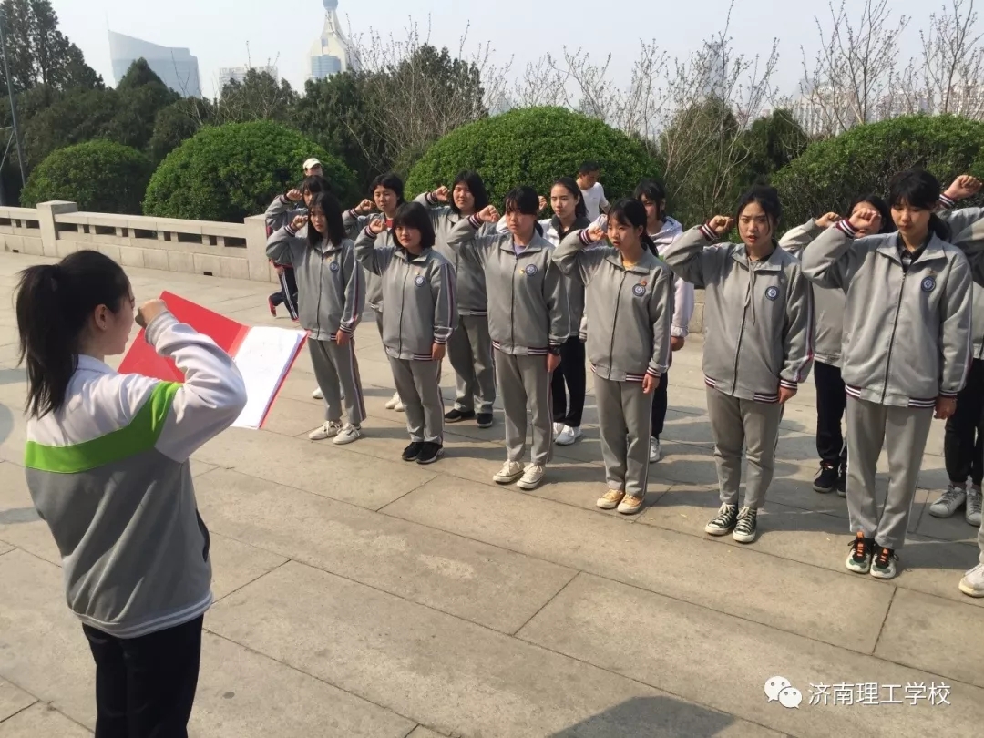 1557811938358820.jpg 22.webp.jpg