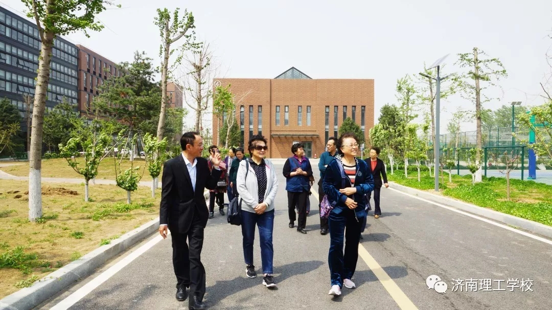 1557818975879862.jpg 22.webp.jpg