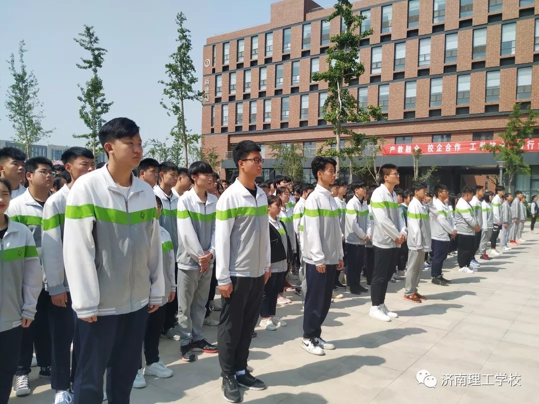 1557821053465280.jpg 43.webp.jpg