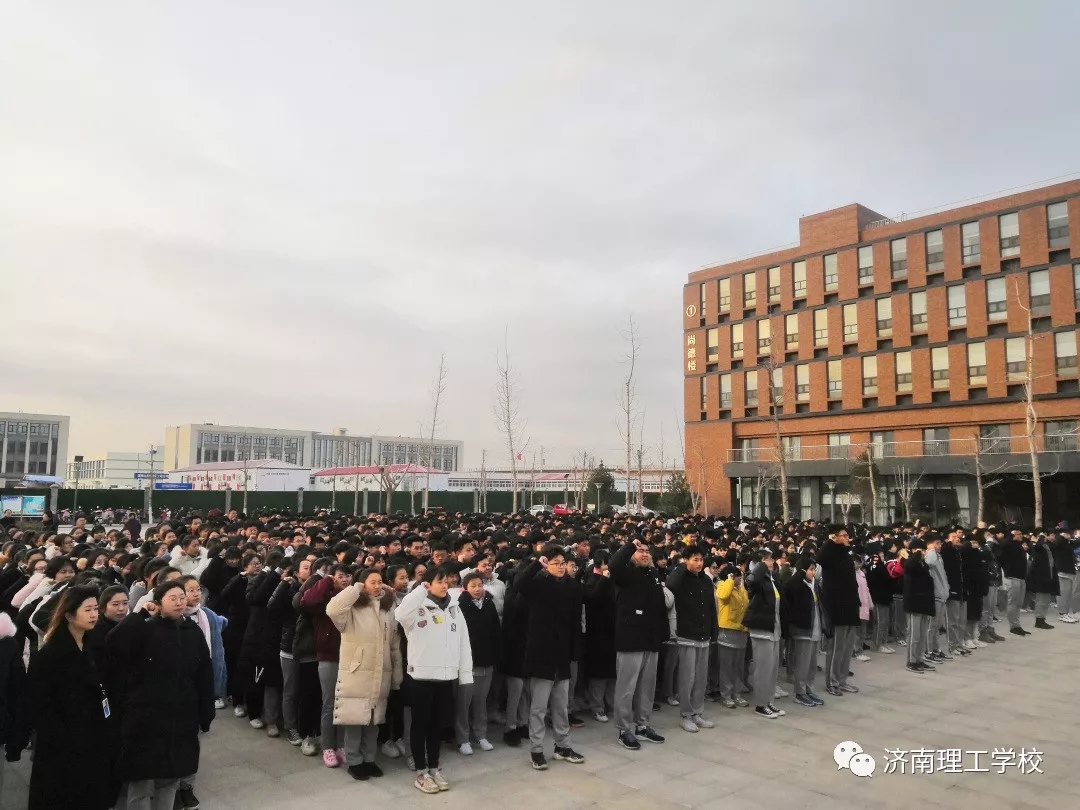 1578983708543396.jpg 640.webp (1).jpg