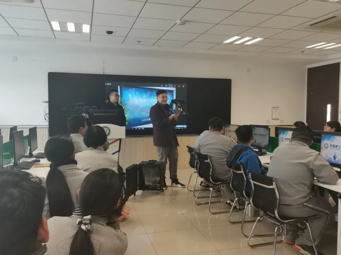 1610075868722750.png image.png